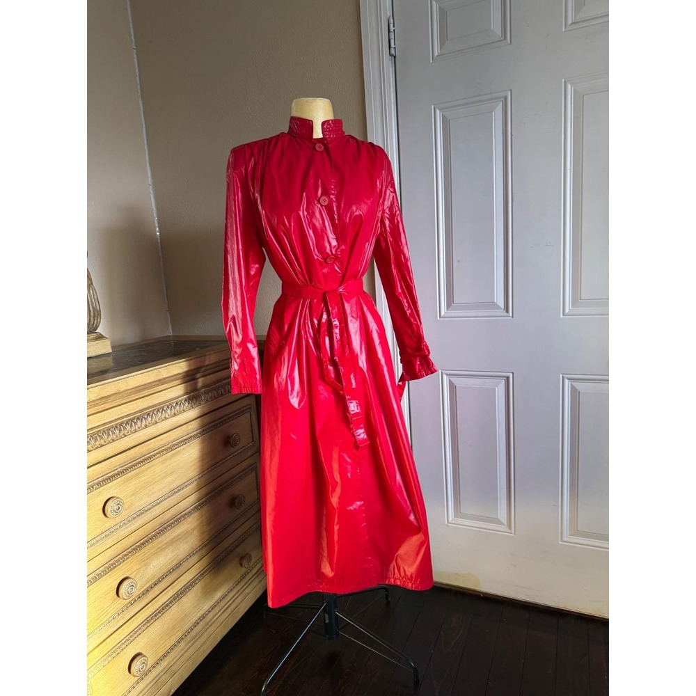 Vintage Cuddlecoat New York Red High Shine Trench Coat Mandarin Collar Belted - Picture 3 of 8